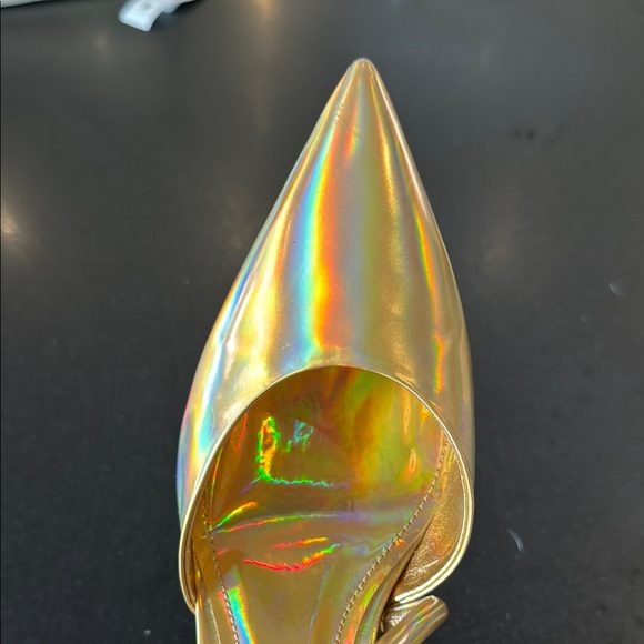 Schutz Gold Leather Women's Heels - Picture 3 of 5